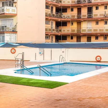 Lxr Renovated & Pool 1hab. *